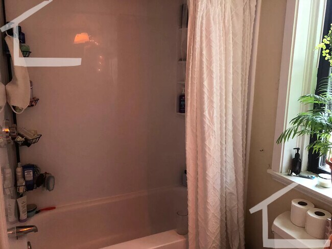 Photo - 22 Linden Pl Unit 7