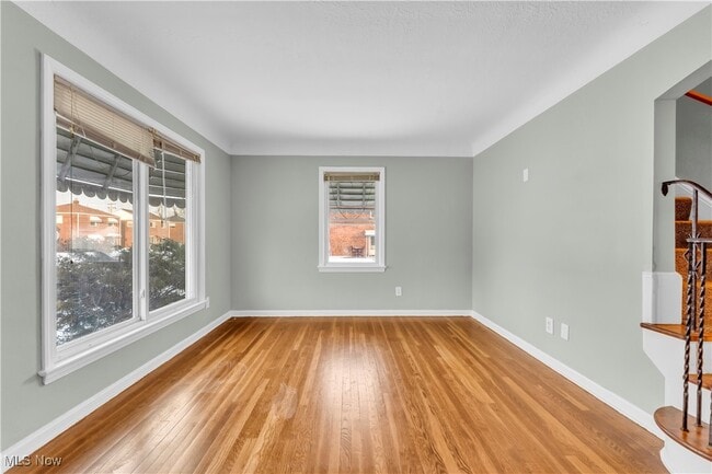 Photo - 20990 Morris Ave