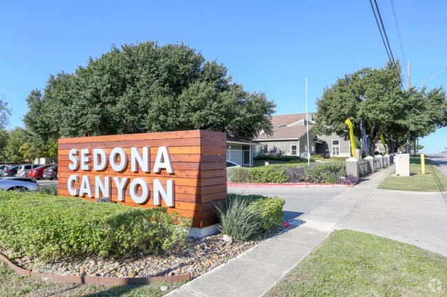 Building Exterior - Sedona Canyon Rental