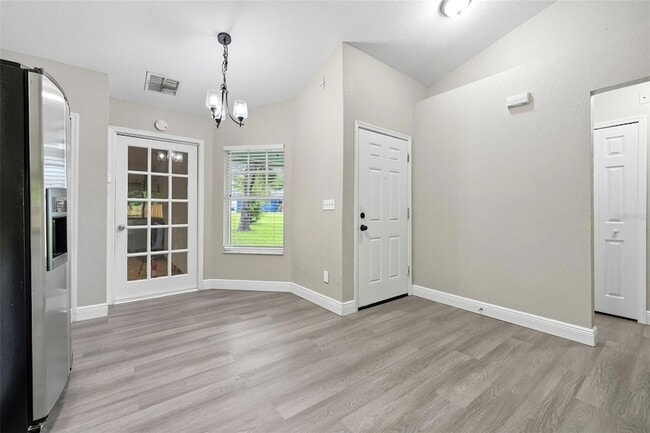 Photo - 170 Kelly Cir
