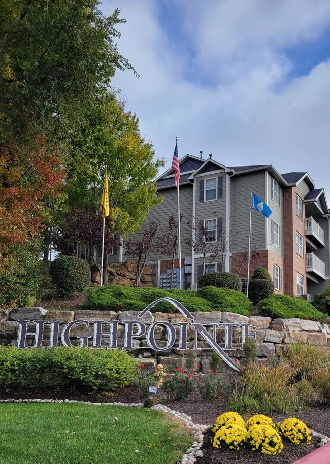 Front entrance - Highpointe Apartments