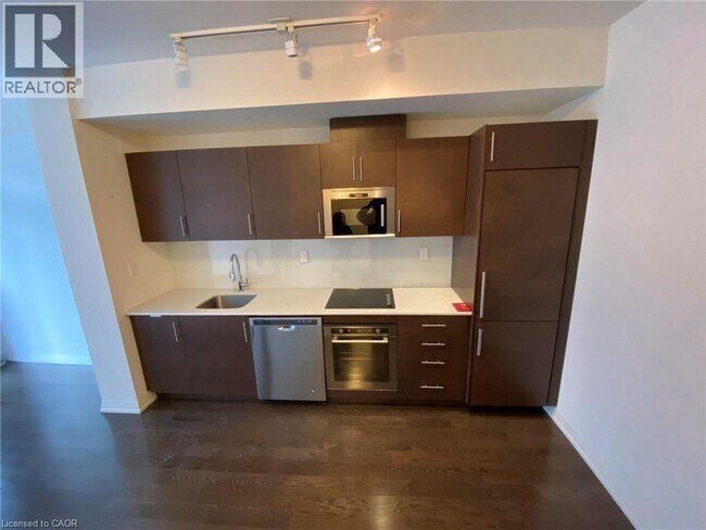 Photo - 460 Adelaide St E Unité 1831