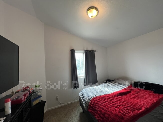 Photo - 907 Arcadian Dr