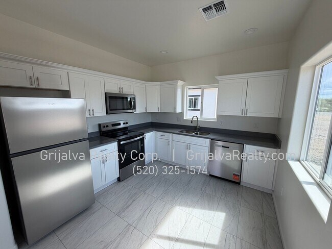 Photo - 4509 S 7th Ave Unit 02