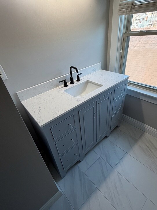 Photo - 409 Warner St