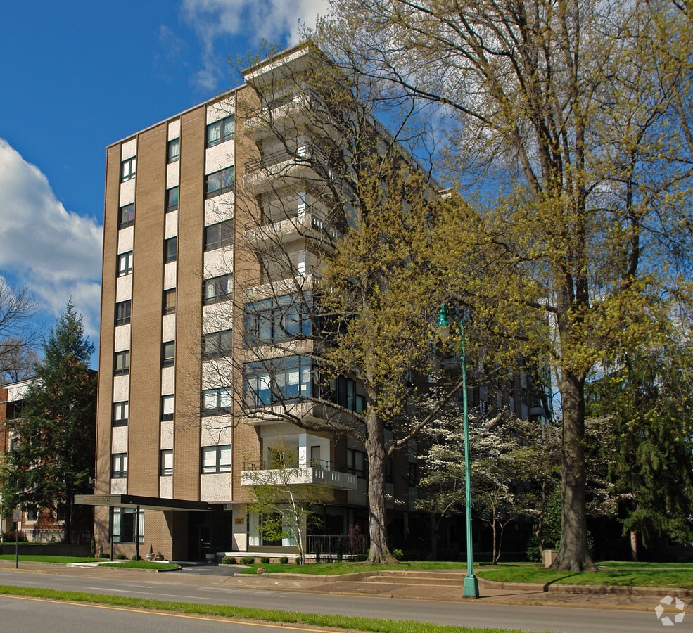 Parkside Place - Parkside Place Apartments