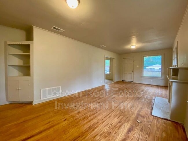 Photo - 3025 Drexel St