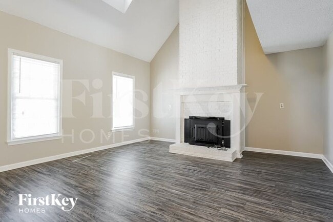 Photo - 6700 River Hills Dr