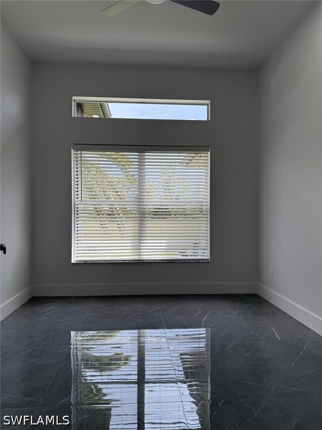 Photo - 4000 NE 9th Ave