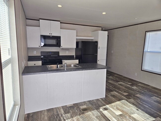 Photo - 2121 Panhandle Rd