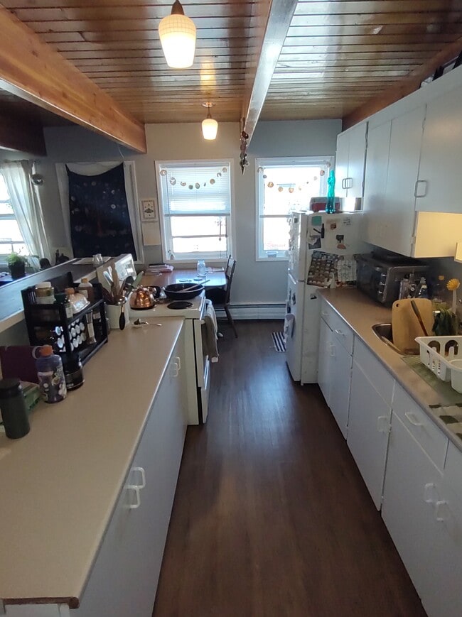 Photo - 1491 Government St Unit 202