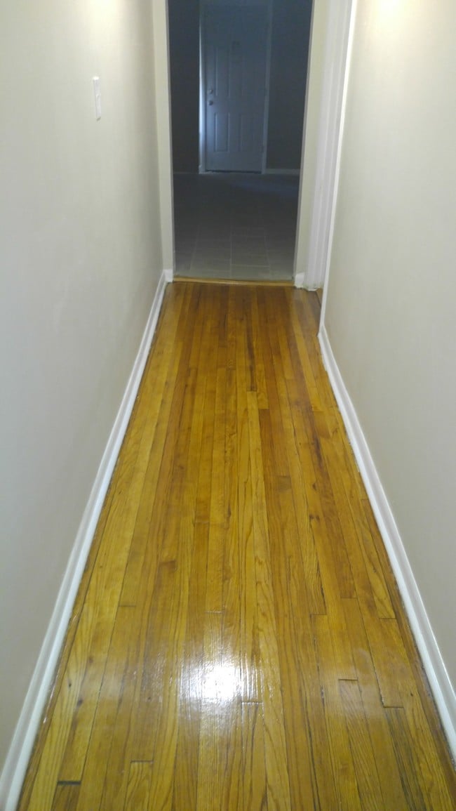 Photo - 4749 S Langley Ave Unit 2