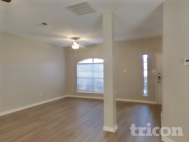 Photo - 1505 Yellowbird Ct