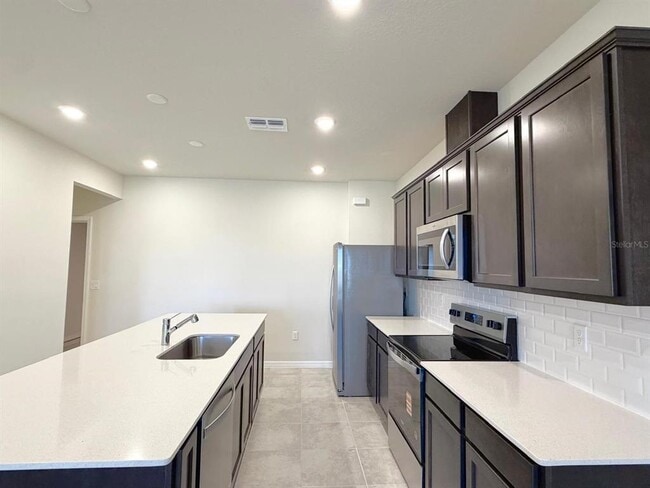 Photo - 16264 Merry Aly