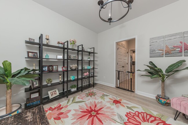 Photo - Coastal Elegance on a Spacious Corner Lot in Kings Harbor