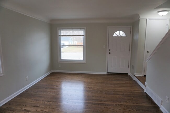 Photo - 340 Parkview Dr