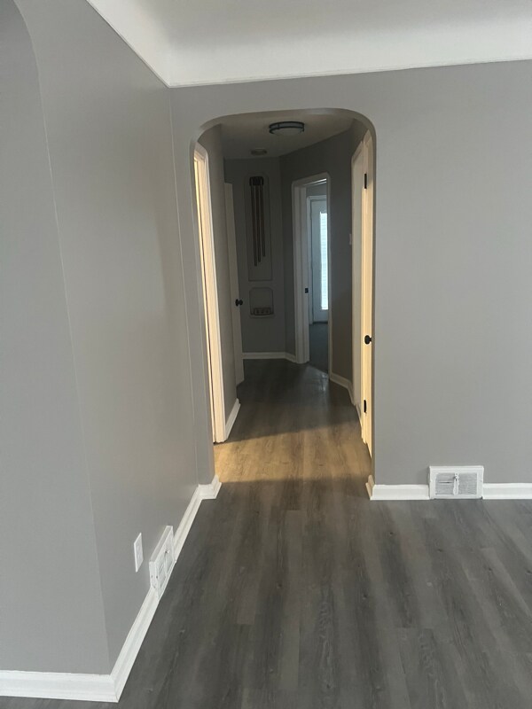 Photo - 8075 Freda St