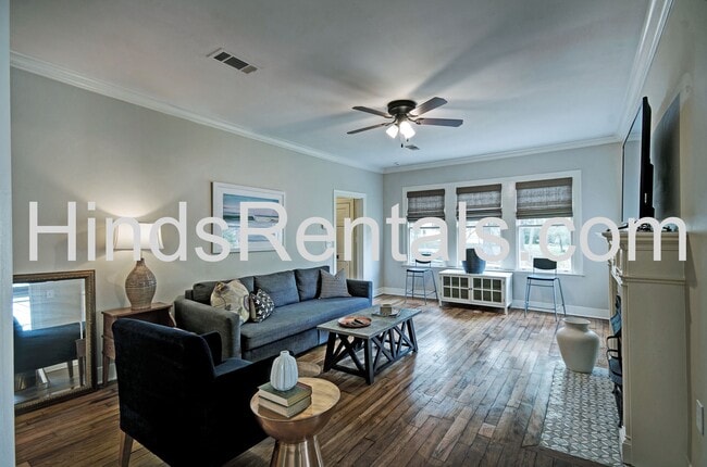 Photo - 1110 Quinn St