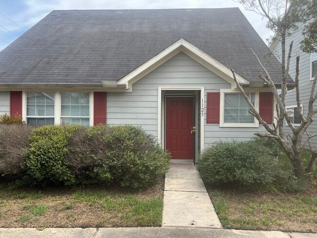 Building Photo - 1123 Verde Trails Dr