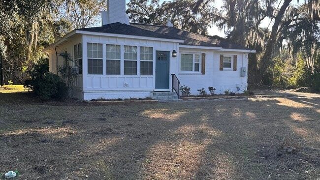 1929 Camp Rd