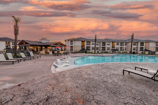 Building Photo - Palmetto Pointe Rental