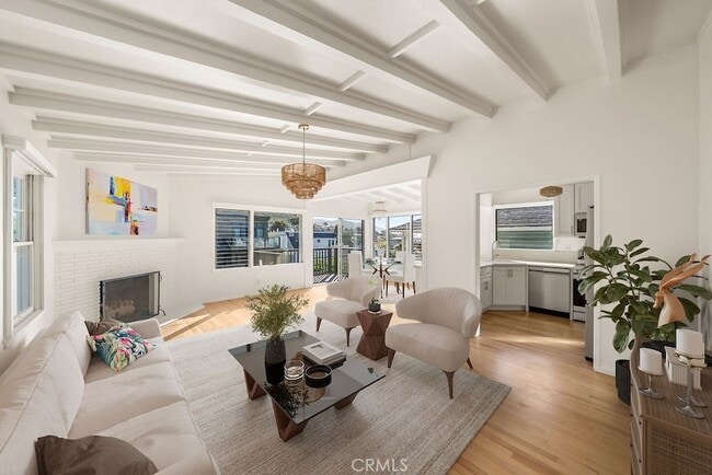 Photo - 170 McAulay Pl