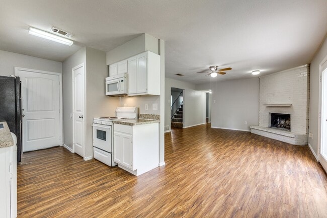 Photo - 12129 Spring Branch Dr