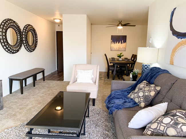 Ridge View Apartments Living Room