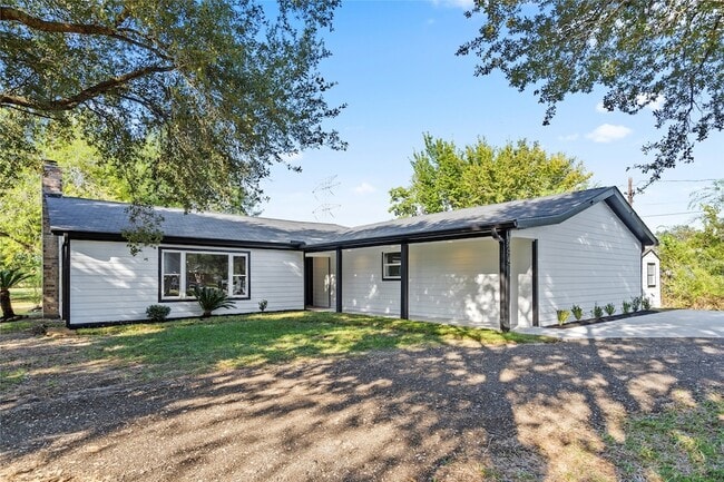 Building Photo - 5425 Jeffrey St