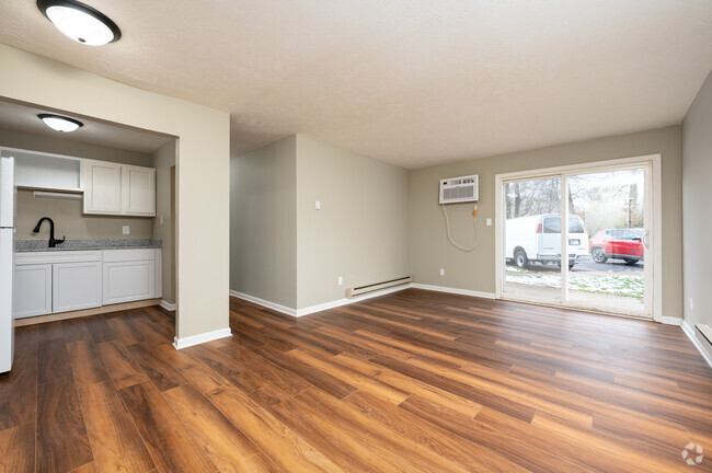 Interior Photo - The Crossings Rental