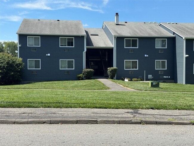 Building Photo - 3575 Strang Blvd Unit B
