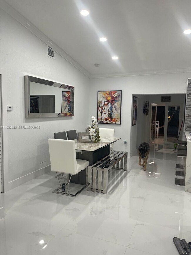 Photo - 5855 SW 128th Ct