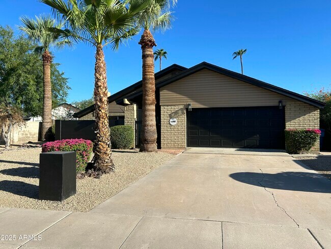 Photo - 2644 E Sylvia St