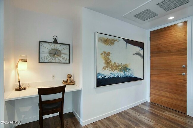 Photo - 100 W Portland St Unit 306
