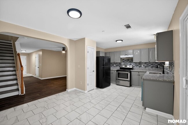 Photo - 1734 Old Dogwood