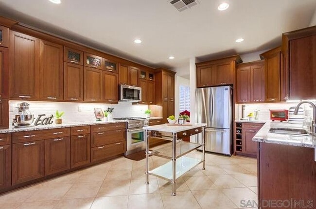 Photo - 913 Glendora Dr
