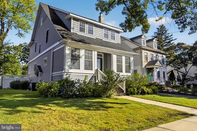 Photo - 21 E Redman Ave