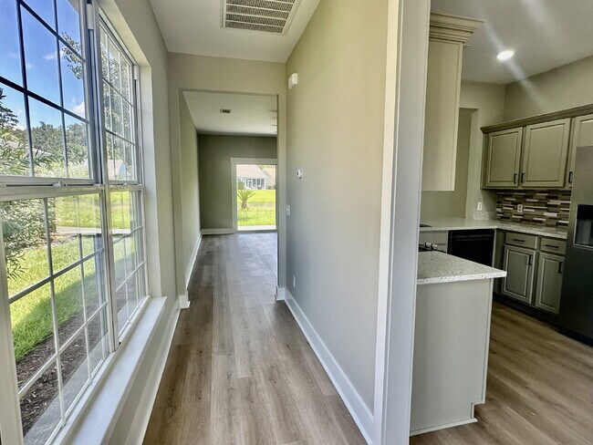 Photo - Gorgeous Renovated Two Bedroom Home in Sun City!