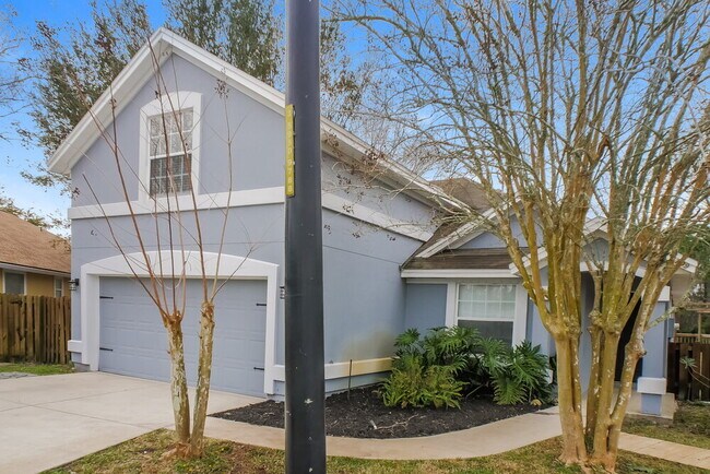 Photo - 109 King's Manor Ct