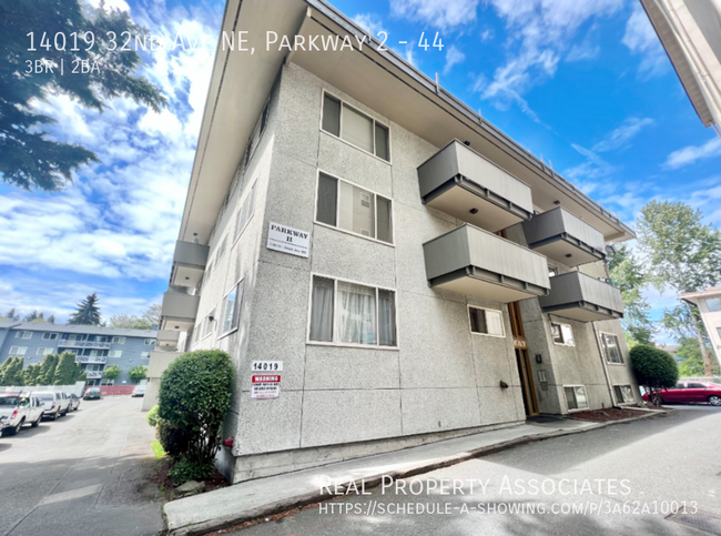 Photo - Parkway Apartments