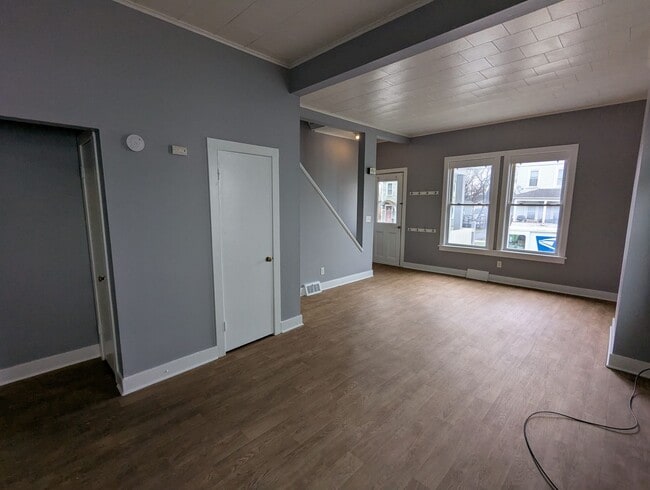 Building Photo - 33 Central Ave Unit 5