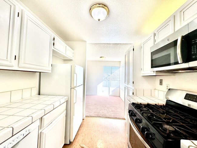 Building Photo - 3371 Baywood Terrace Rental