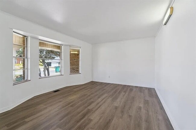 Photo - 3612 Treadwell Dr
