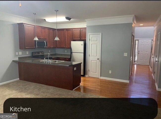 Photo - 5054 Lower Elm St