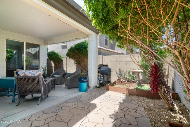 5156 E Desert Vista Trail