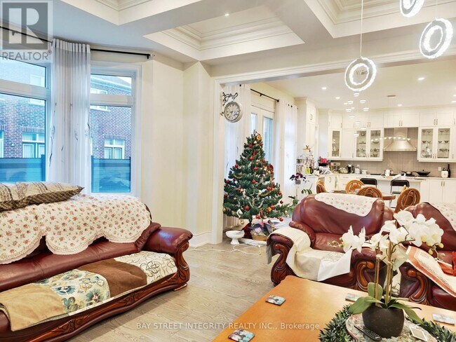 Photo - 211 Hillsview Dr