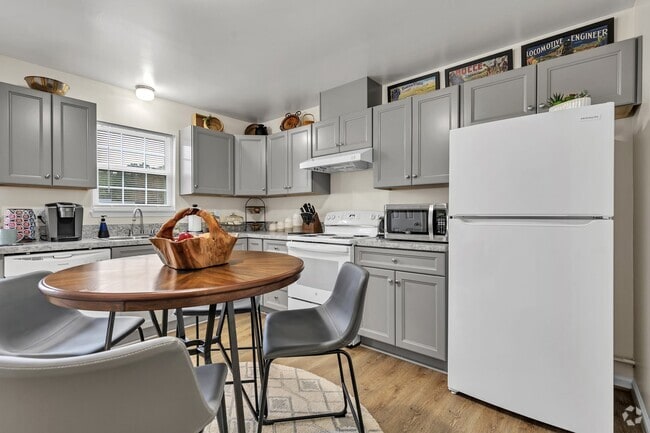 Building Photo - Yorkview Apartment