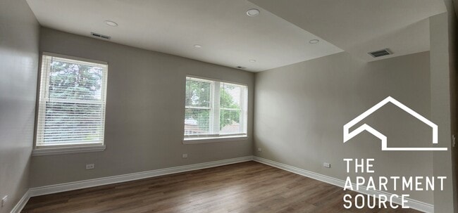 Building Photo - 2552 S Central Park Ave Unit 2 Rental
