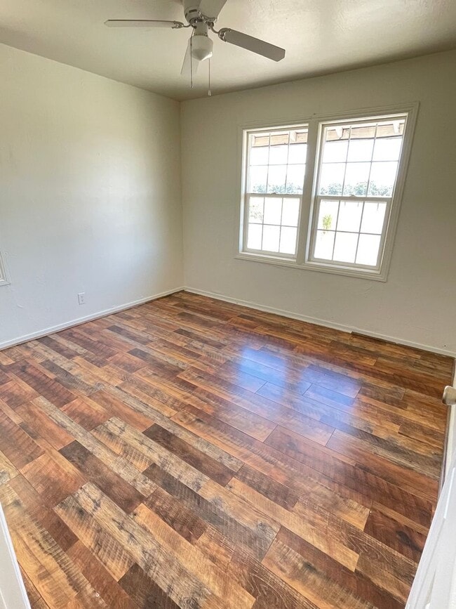 Photo - NML20256 Unit 20256