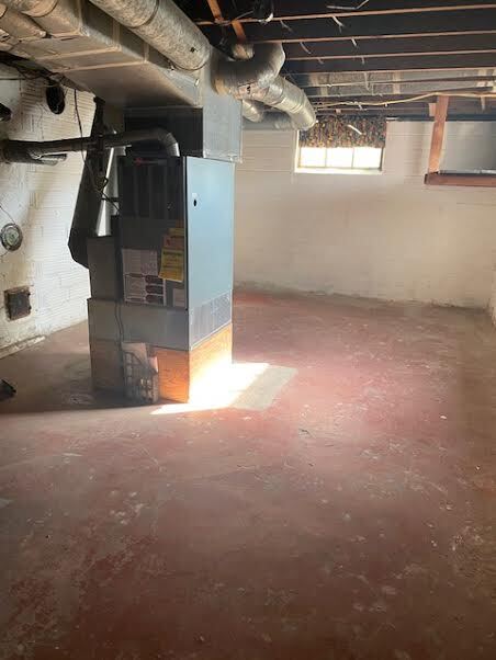 Photo - 352 W South St